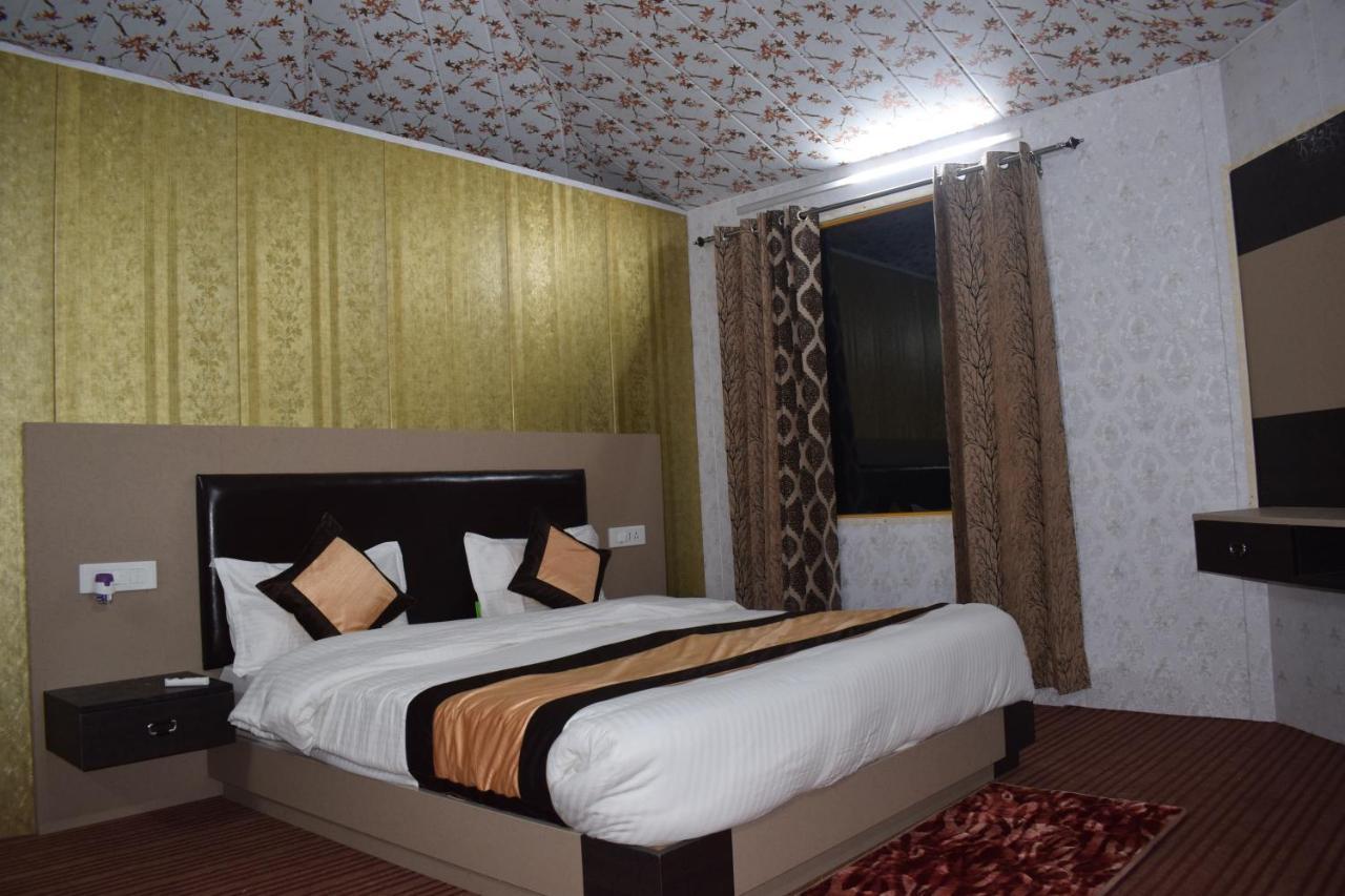 Ghughuti Resort Lansdowne Zewnętrze zdjęcie